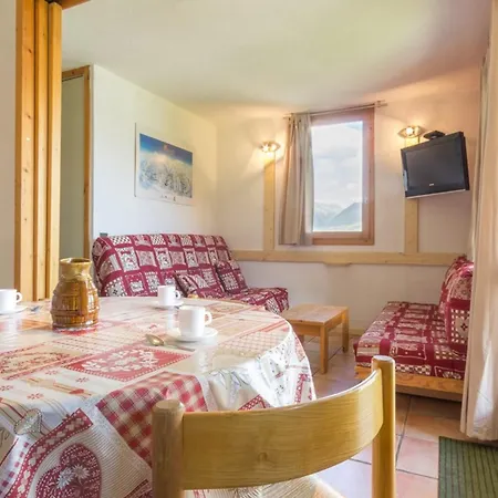 Renove, Proche Telecabine, Rez-de-chaussee, Pour 4/5 Personnes - Fr-1-181-2539 *